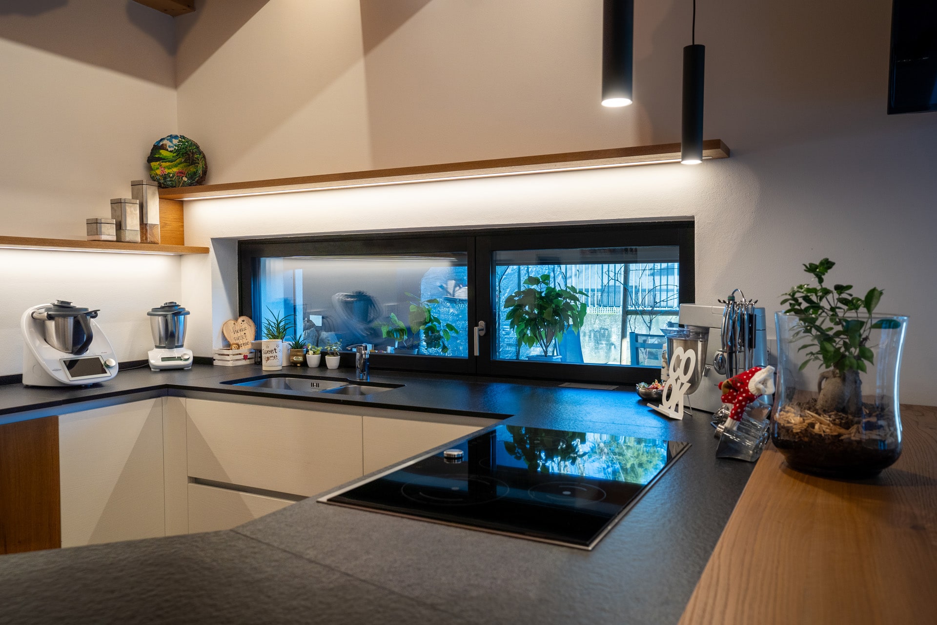 Plana: finestre moderne, di design e minimali